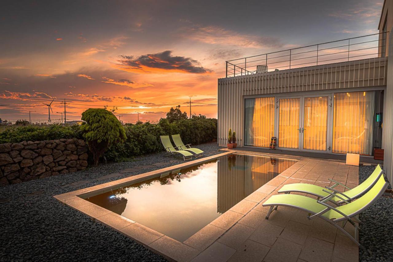 Boutique Pool Villa Namib Jeju Luaran gambar